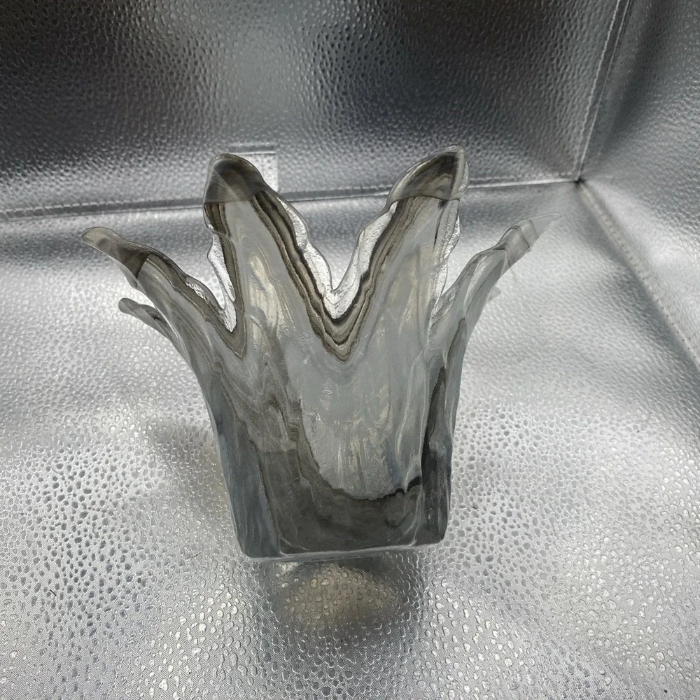 Murano Art Glass Vase 7 Inches Wide 5 Inches High Made In Italy